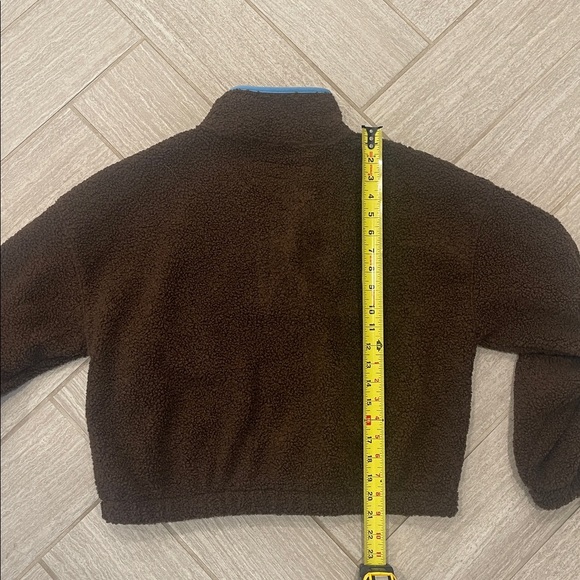 American Eagle Outfitters Brown Teddy Jacket with Blue Trim - Picture 6 of 6